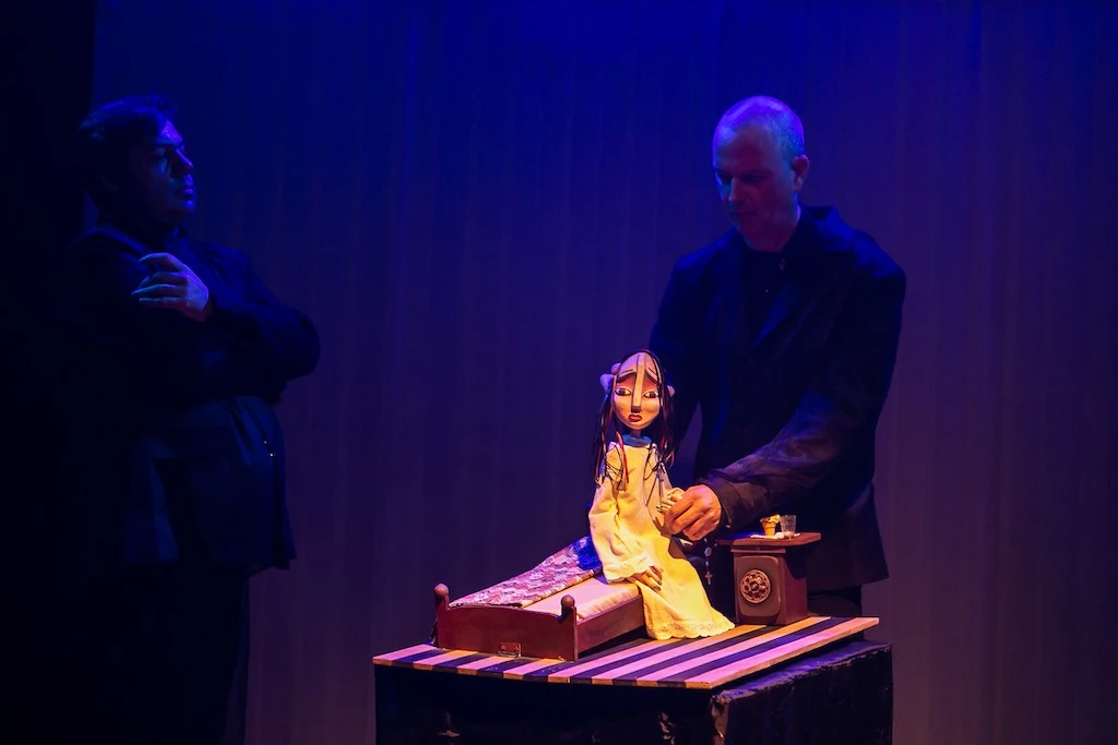 Espetáculo Maria Peçonha tem temporada de apresentações gratuitas na capital em celebração aos 35 anos da Cia Gente Falante