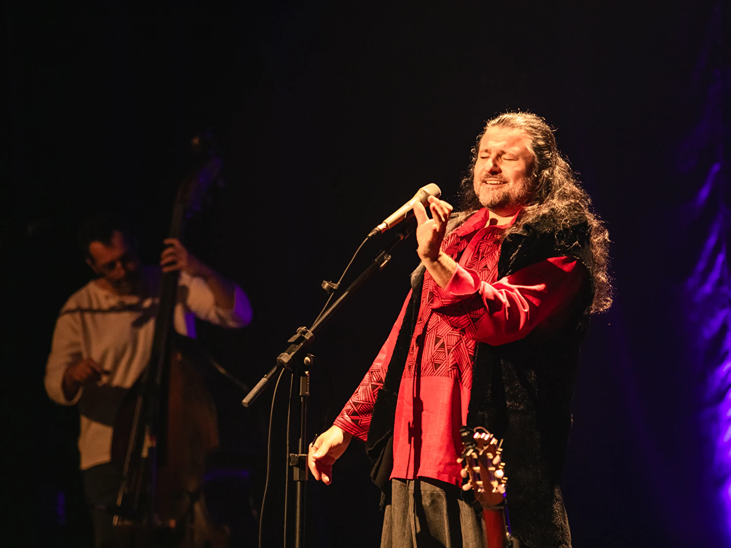 Leandro Maio celebra a identidade latino-americana em show gratuito no Musical Évora