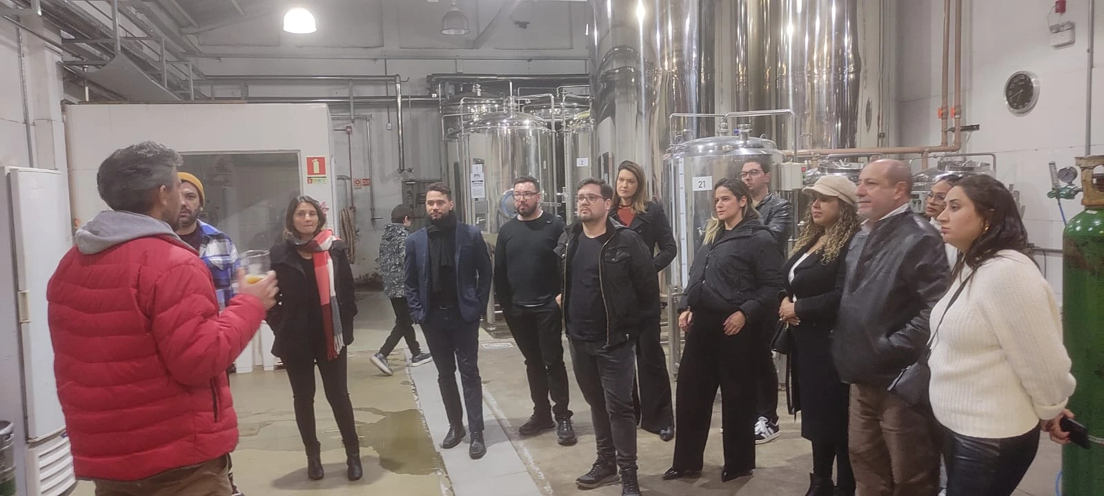Confraternização e Visita à 4Beer: um brinde à união e à resiliência