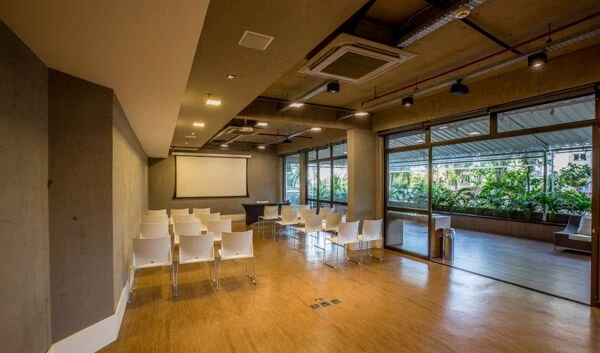 ARTHOTEL TRANSAMERICA COLLECTION
