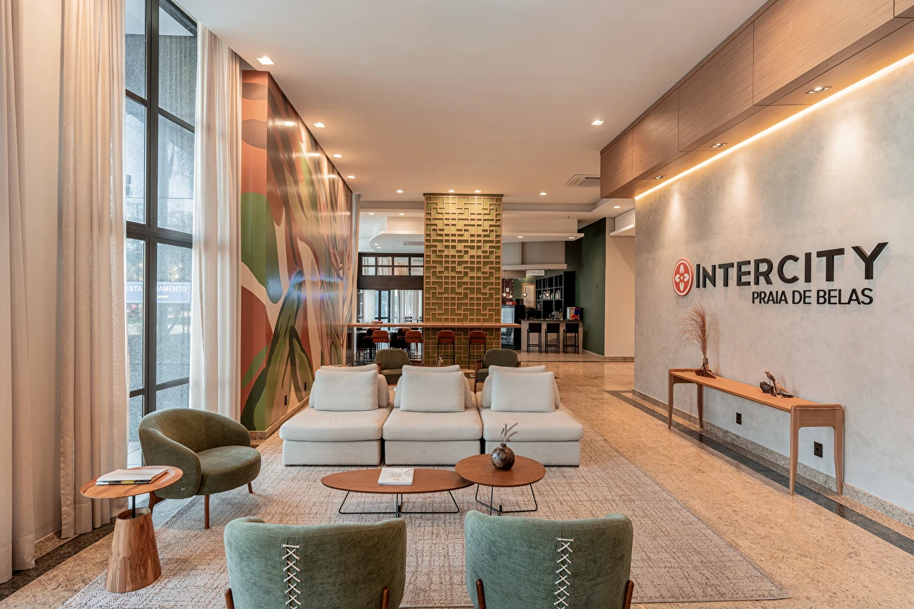 HOTEL INTERCITY PRAIA DE BELAS